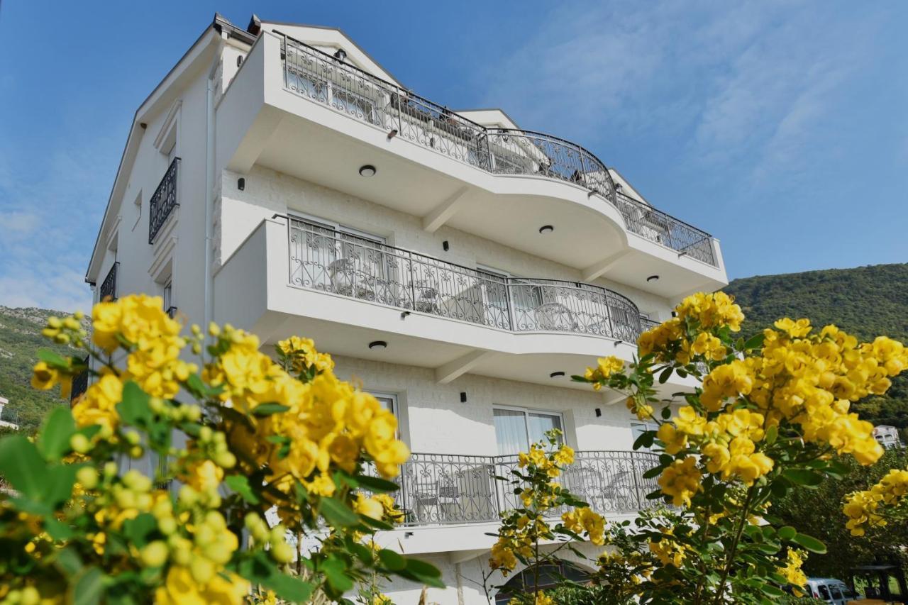 Villa Julia Baosic Luaran gambar