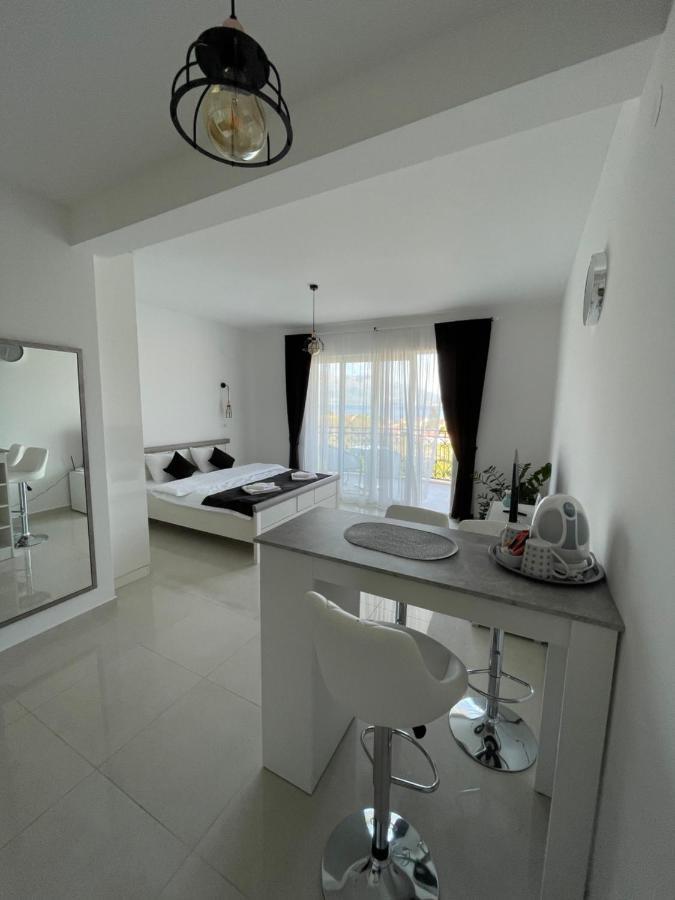 Villa Julia Baosic Luaran gambar